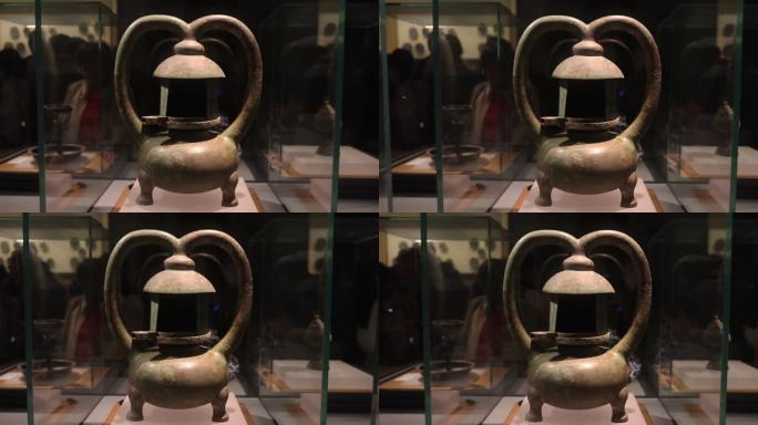 铜缸灯，南京博物院藏