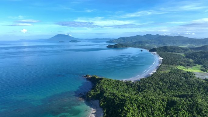 菲律宾圣文森特海滩鸟瞰图。