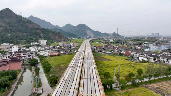 航拍浙江山区高速公路建设 乡村风景