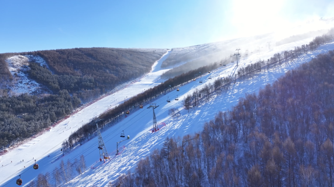 滑雪场运动氛围感航拍