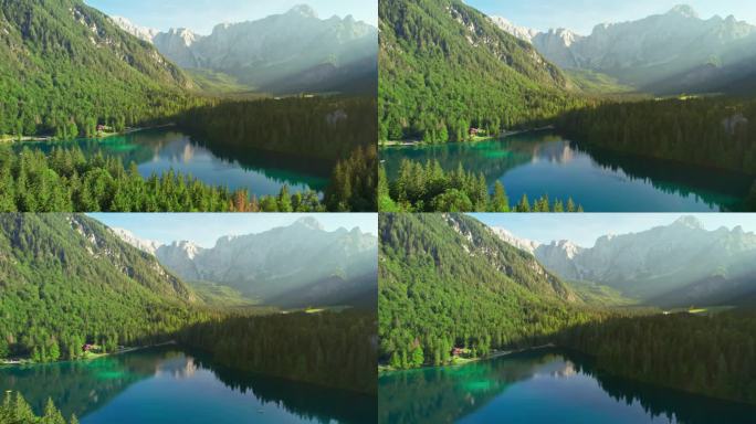 美丽的山湖与意大利阿尔卑斯山的背景