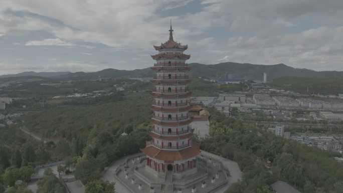 云南“中国第一福塔-楚雄福塔”多角度航拍