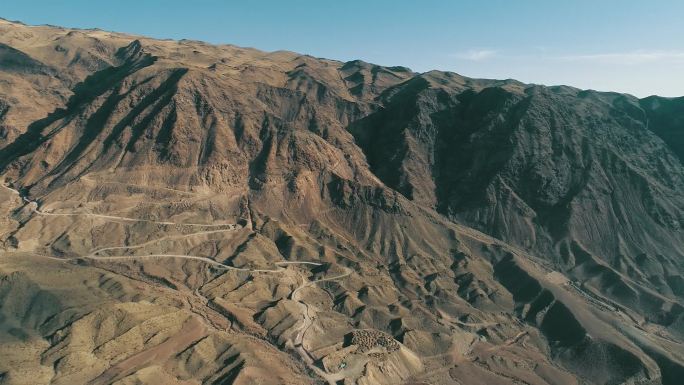 新疆哈密：航拍东疆首座抽水蓄电站施工现场