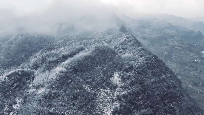 航拍四川省泸州古蔺县皇华镇雪山景观（一）