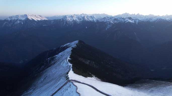 雅安市宝兴县达瓦更扎景区云海雪山航拍