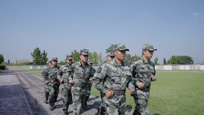 军事化 拉练 训练 军人 退伍 部队体能