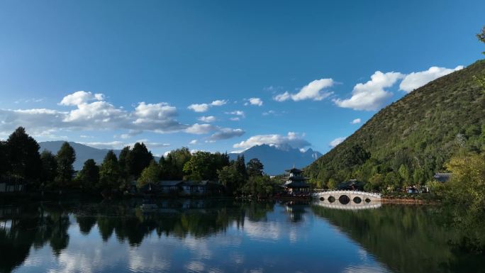 丽江黑龙潭城市空镜