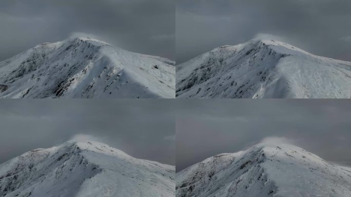 青海拉脊山山峰雪景航拍