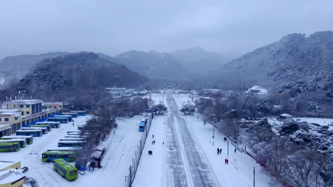 辽宁鞍山千山景区雪松雾松航拍-17