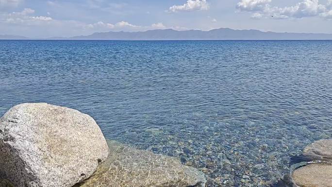 赛里木湖 新疆 风景 湖水