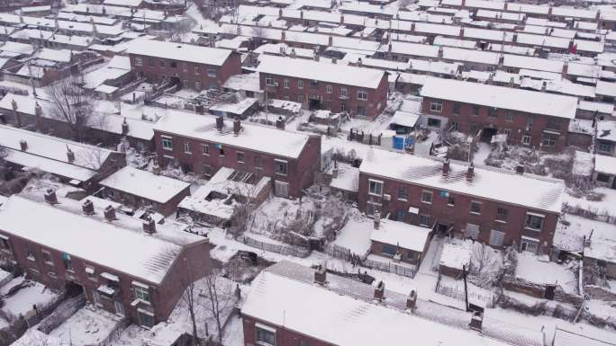 老旧房区雪景下雪航拍素材-5