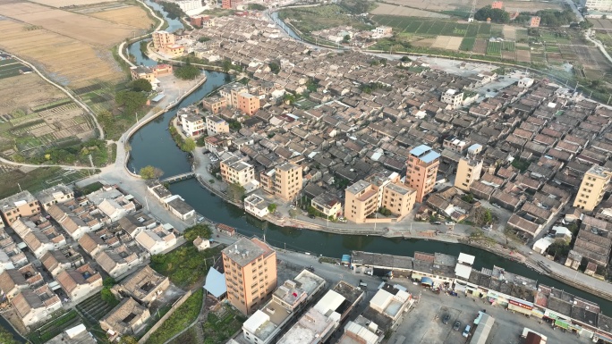 潮汕民居厝角头街道高铁