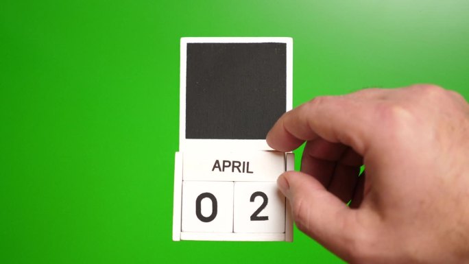 日历上的日期是4月2日，绿色背景。说明某一特定日期的事件。