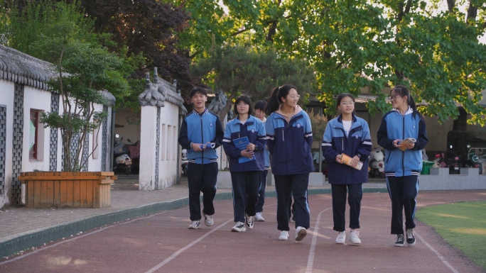 校园学校课间活动中学中学生学习青春活力