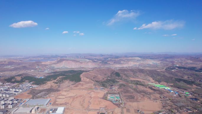 辽宁鞍山齐大山矿矿坑采矿厂航拍-1