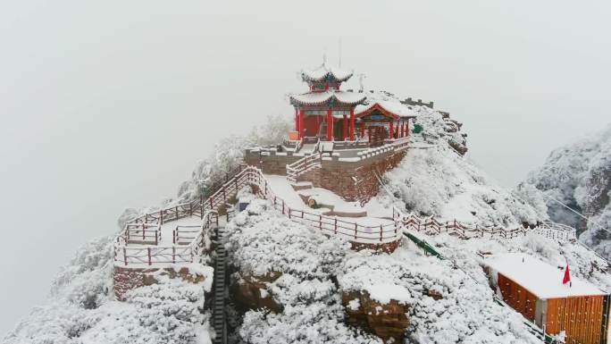 古武当山雪景
