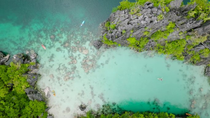 米尼洛克岛，大泻湖。爱妮岛，菲律宾。