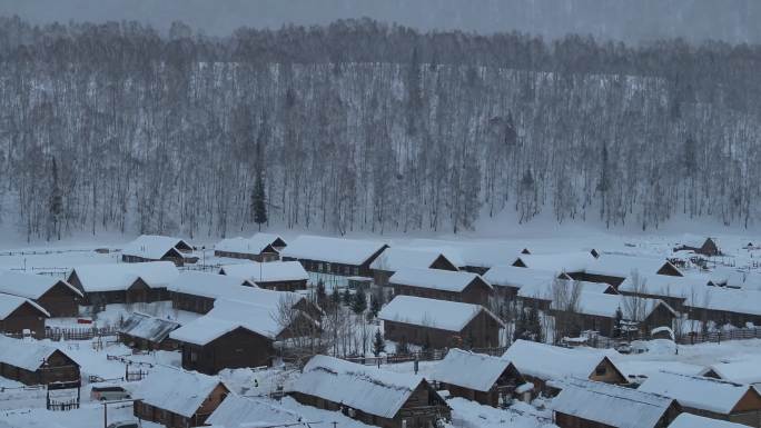 新疆禾木村冬季雪景航拍