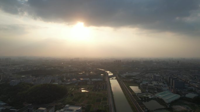 河流日落