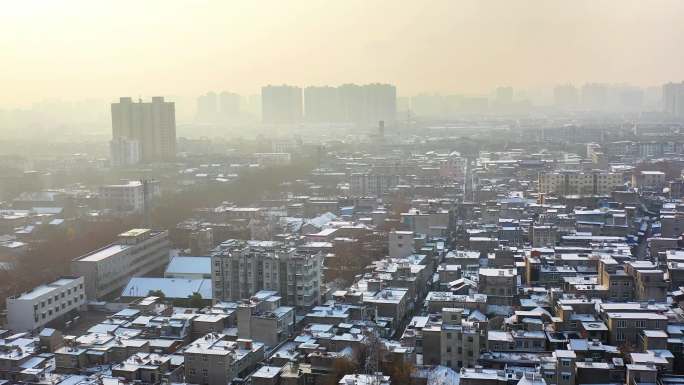 正版4K 航拍城市老城区雪景