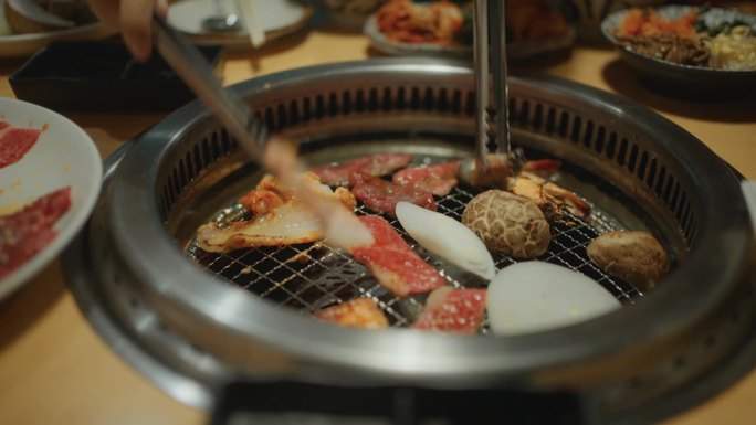 日式烤牛肉特写特色菜肴美味佳肴美食摄影