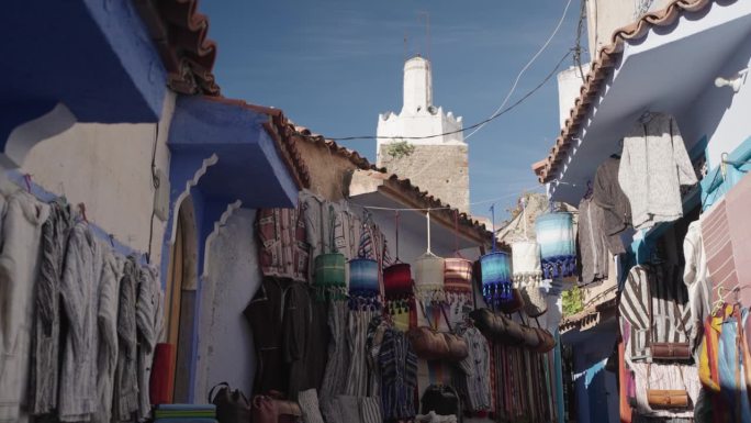 摩洛哥，舍夫沙万——位于西北部里夫山脉的蓝色珍珠城舍夫沙万的商店