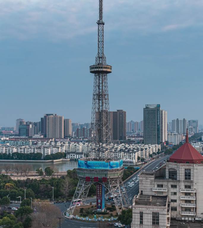 竖版4K 苏州地标 东吴塔日转夜车流延时