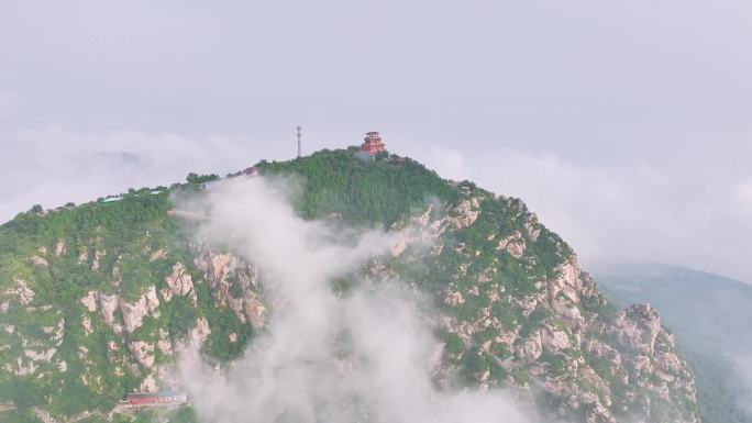 航拍始祖山山顶道观云海仙境