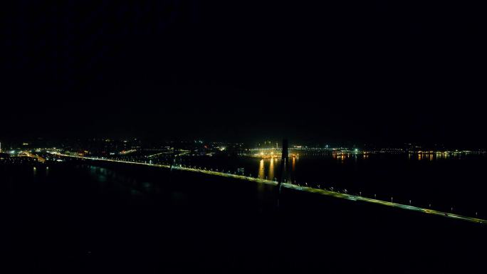 广东湛江海湾大桥夜景航拍