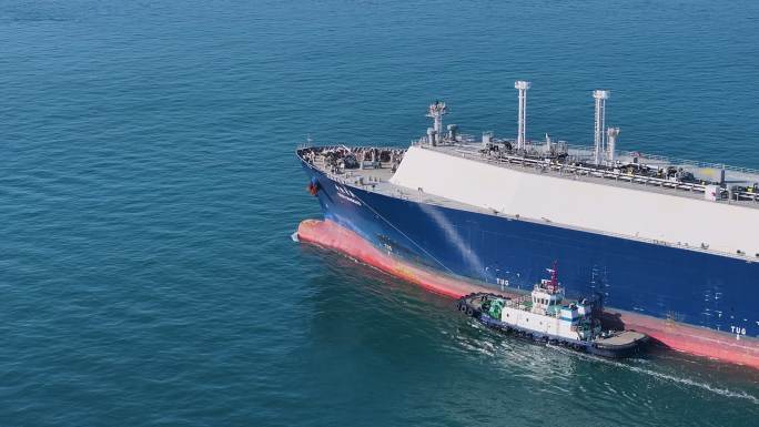 航行液化天然气船LNG船-8