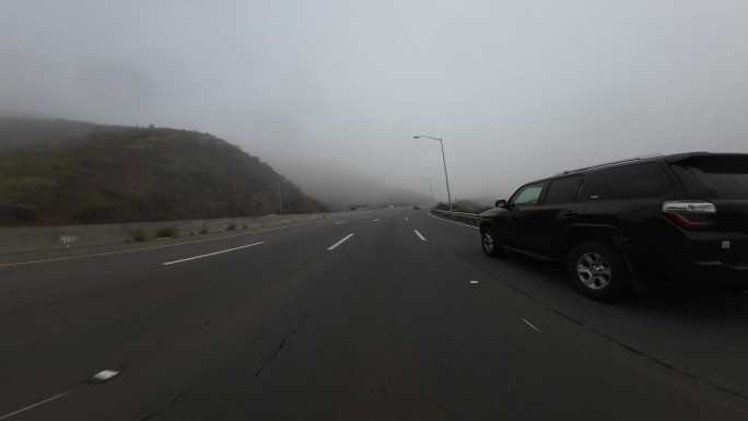 旧金山湾区金门NRA 101北01前视图驾驶牌照加州美国超宽