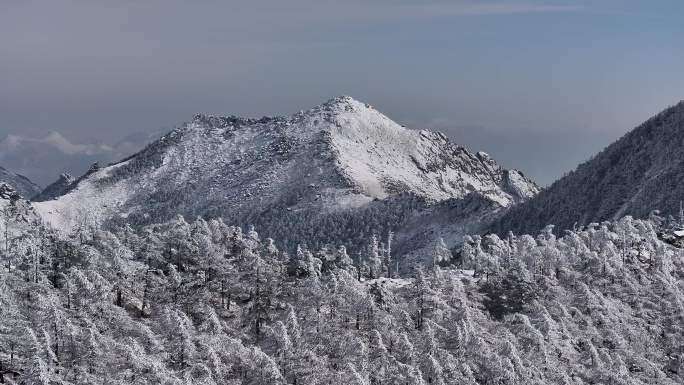 朱雀国家森林公园冰晶顶雪景航拍