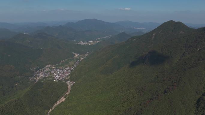 安吉浙北大峡谷群山