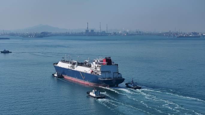航行液化天然气船LNG船-9