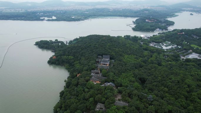 航拍无锡太湖鼋头渚风景区广福寺