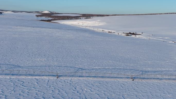 白雪覆盖的田野