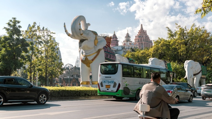 西双版纳景洪市区象特色街景