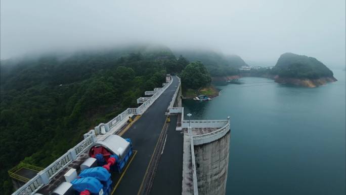 4K穿越机航拍小湖南大坝水库