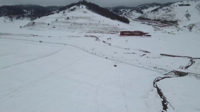 雪后的宝鸡关山牧场