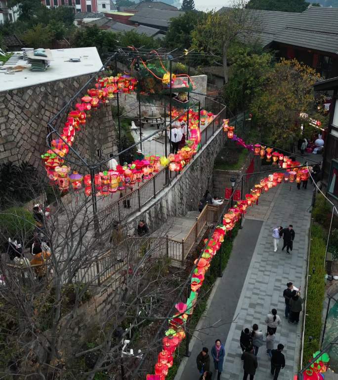 福建福州烟台山大尾灯笼龙年新春灯会展览