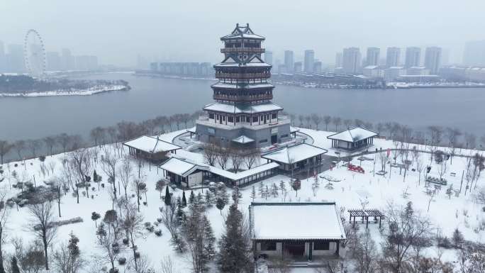 俯瞰北方仿古建筑雪景