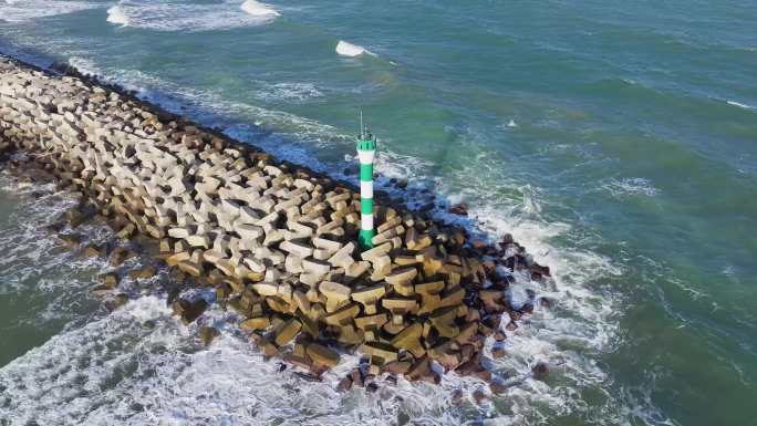 海南陵水香水湾灯塔