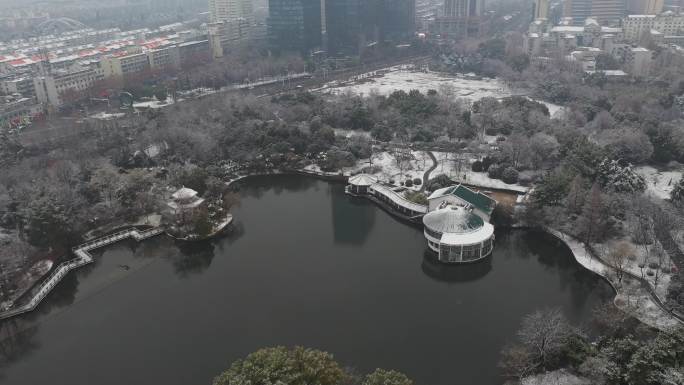 合肥市杏花公园周边雪景