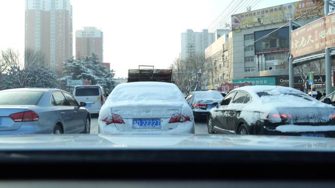 雪天行车 安全驾驶 降温 冬天下雪 温度