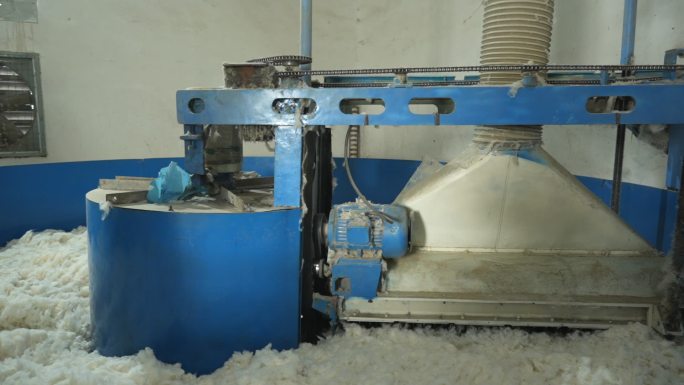纺织业棉被加工生产家 纺纱厂编织 弹棉花