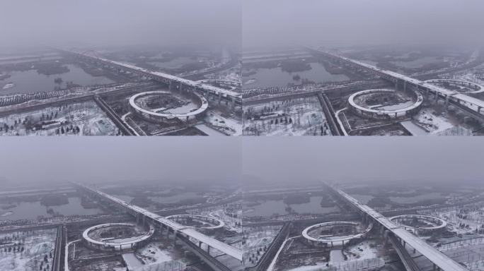 西安市10号公轨地铁车辆共用轨道大桥雪景