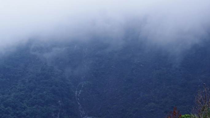 山景 峡谷 山涧 吊桥 景观 云雾