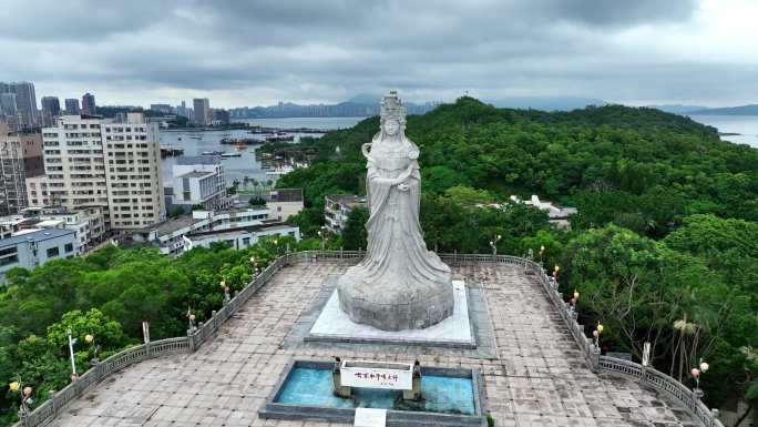 汕尾凤山妈祖石像