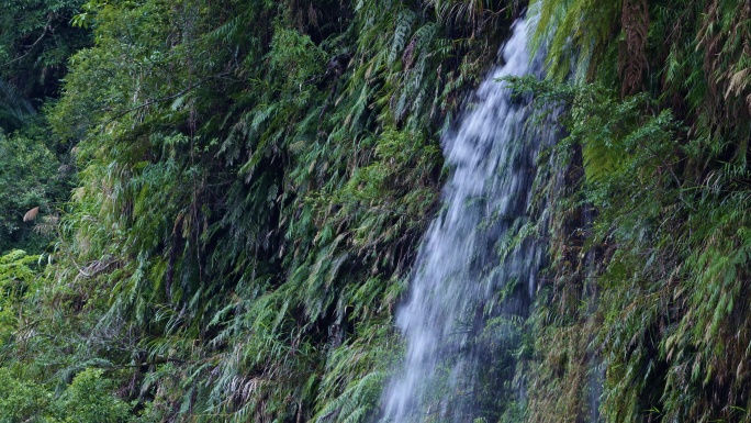 瀑布 山涧 溪流 石涧 峡谷