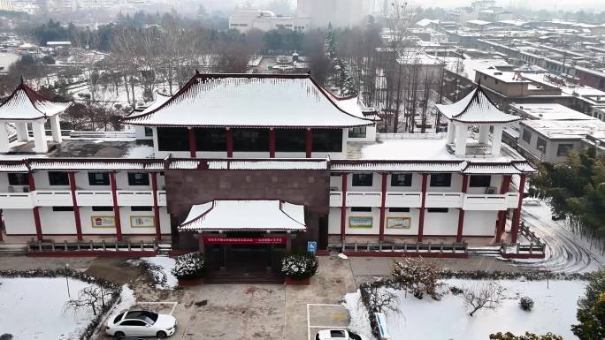 贺敬之柯岩文学馆雪景